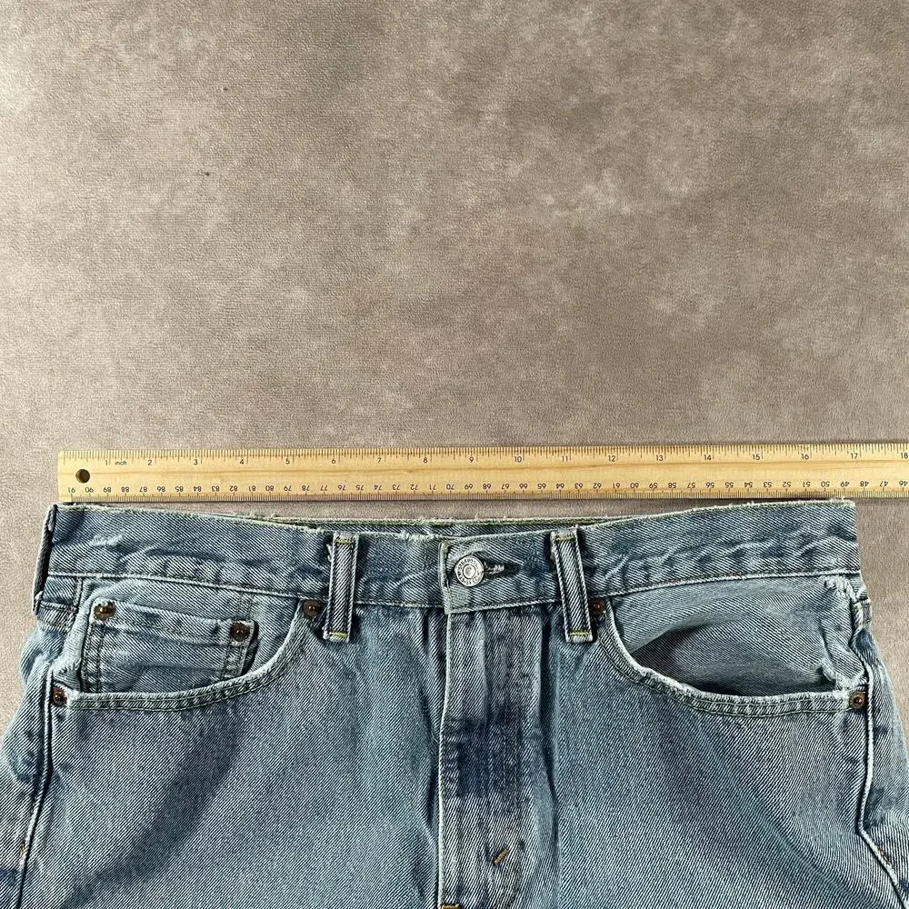 Levi’s 505 Light Wash Denim Jeans 33x27.5 Distress Straight